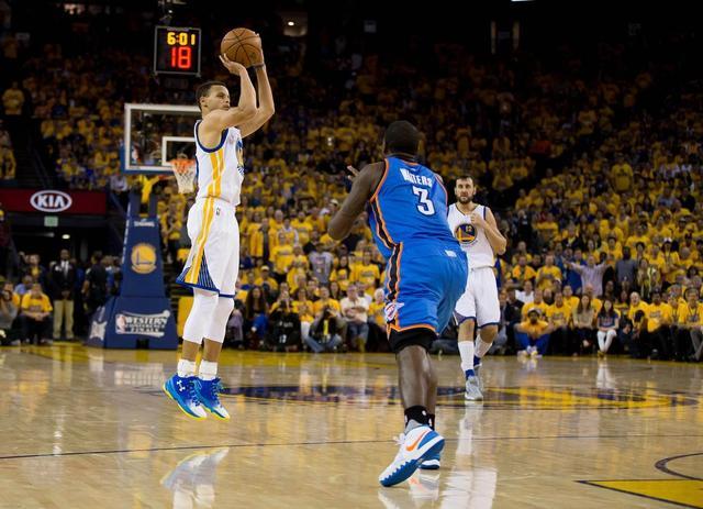 巴萨官方：受大雾影响，球队客战贝蒂斯的航班延误一小时（巴萨官宣：大雾致球队赴客战贝蒂斯航班延误一小时）