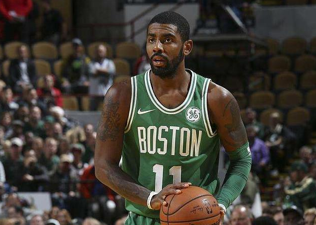 斯基拉：米兰要续约意U17国门隆戈尼，认为其是未来顶级球员（斯基拉：米兰计划续约意大利U17门将隆戈尼，视其为未来的顶级球员）