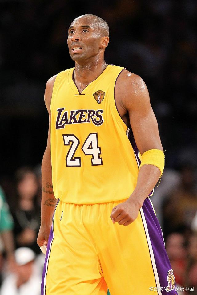 足球国足助教透露球队新目标：冲击小组第一（国足助教：球队新目标是力争小组头名）