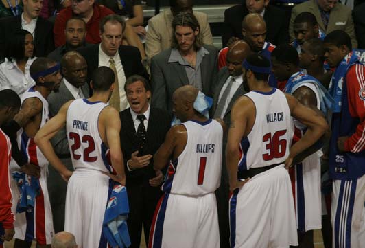 球星赛后哭了，太真实（赛后落泪的球星，真情流露）