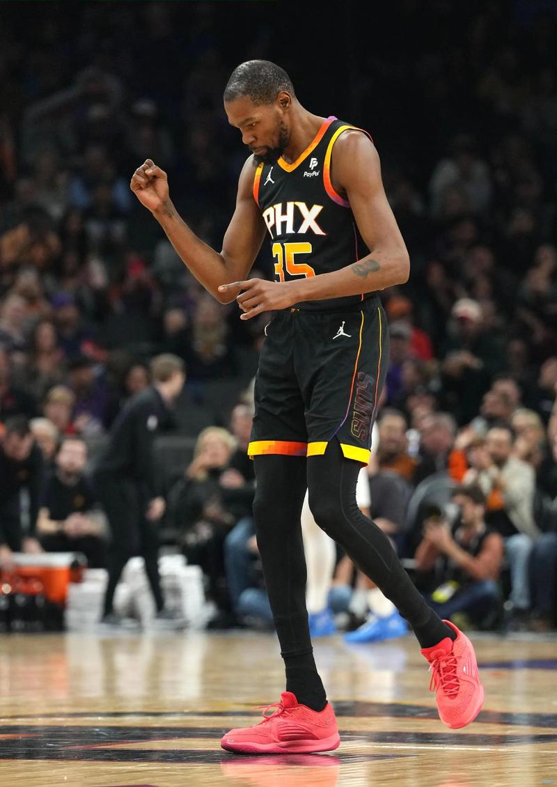 魔笛：没有穆帅我不会去皇马；刚到时C罗对我说“终于来了”（莫德里奇：若无穆里尼奥我难赴皇马；初到时C罗对我说“终于来了”）