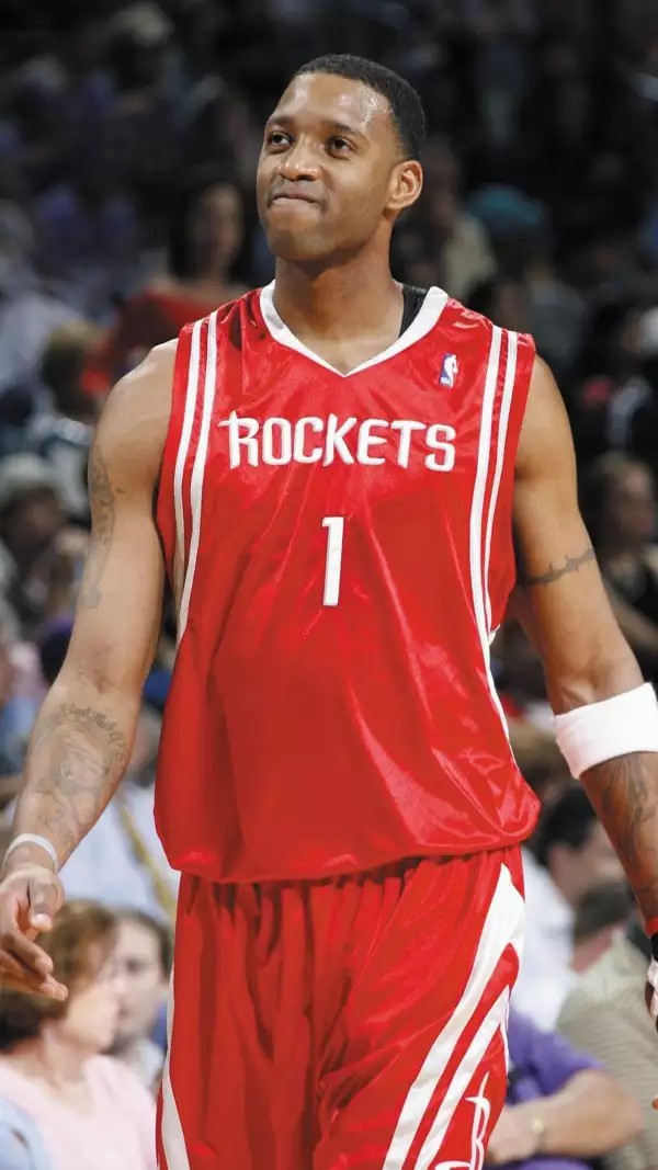 斯洛特：我们没有可用的边锋，派出两名9号球员是合乎逻辑的（斯洛特：边锋无人可用，安排双9号合情合理）