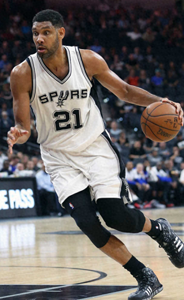 田径项目多项纪录被刷新（田径赛场多项纪录告破）