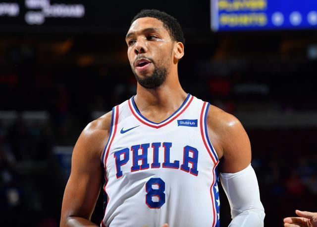 35岁之后25+次数：库里达成100次里程碑，詹姆斯领跑（35岁后25+次数榜：库里破百里程碑，詹姆斯继续领跑）