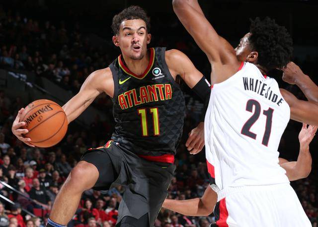 浙BA赛场热血对决场外市集逛吃两不误（浙BA激战正酣，场外市集逛吃不停）