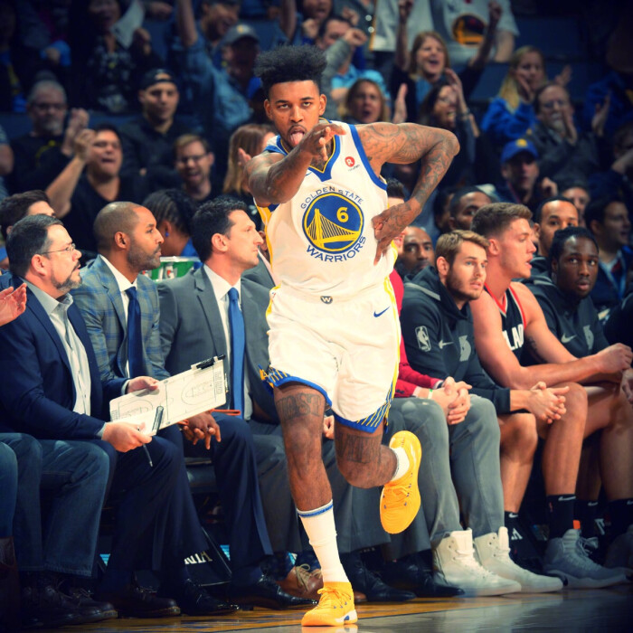 米兰主教练阿莱格里接受采访时表示：我期待冬季窗口的到来，我们会做合适的补强（阿莱格里：期待冬窗开启，米兰将进行针对性补强）